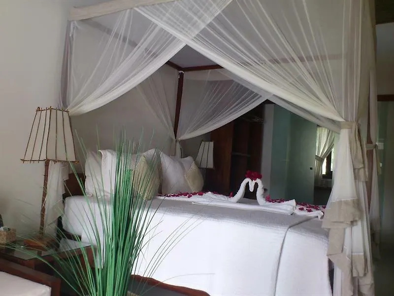 Pousada Villa Palmeira Azul Porto Seguro Inn